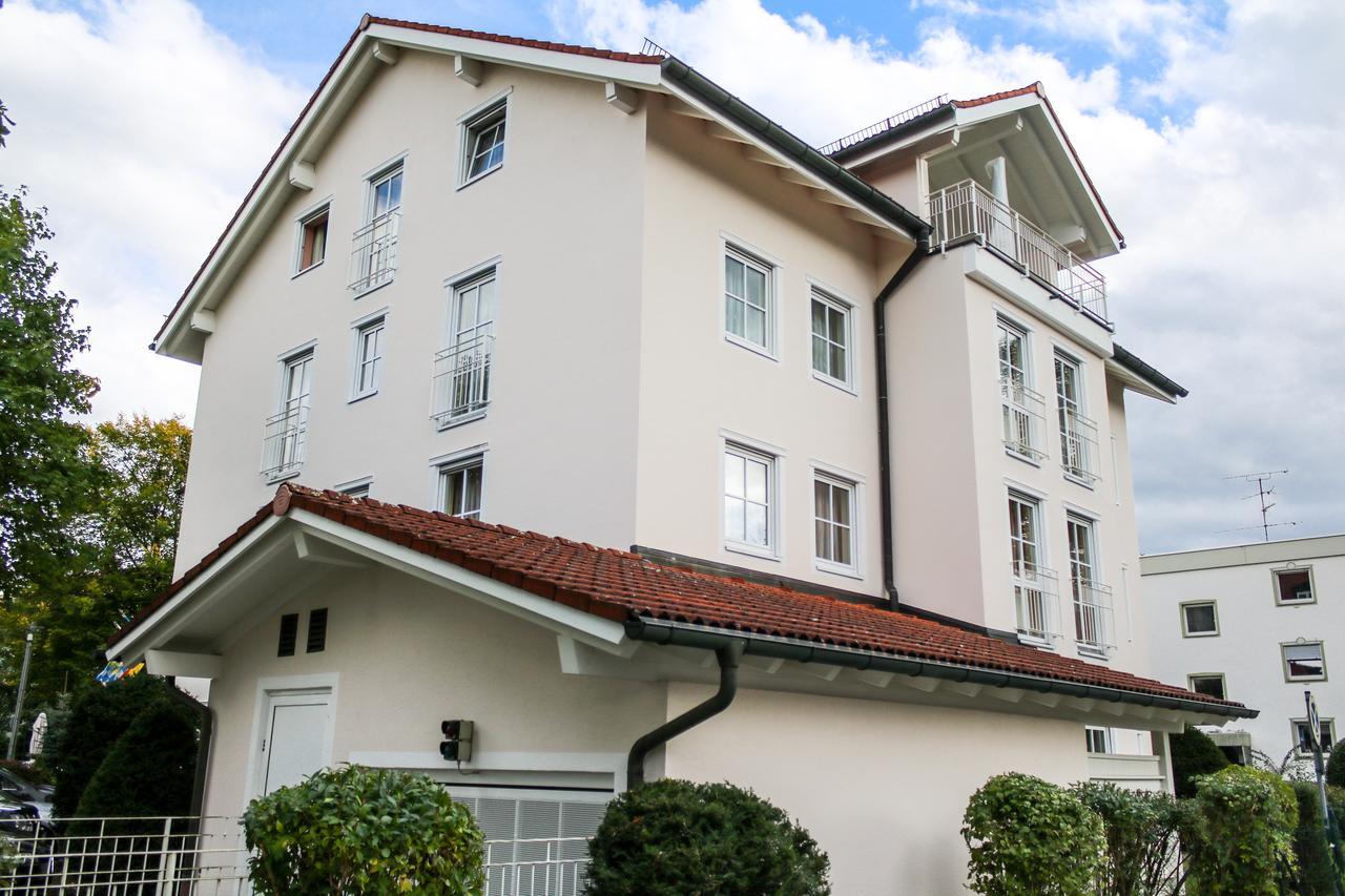 Boutique Hotel Beckenlehner Unterhaching Exterior photo